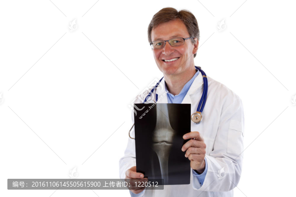 友好的老年醫(yī)生認(rèn)為片