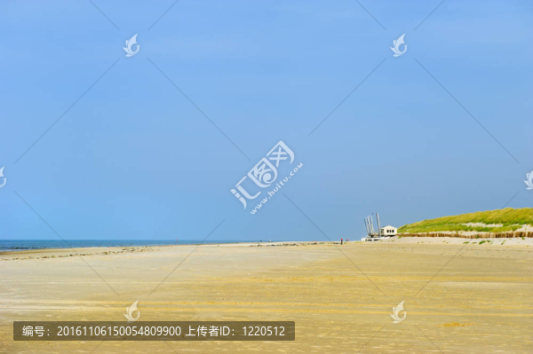 空蕩蕩的海灘