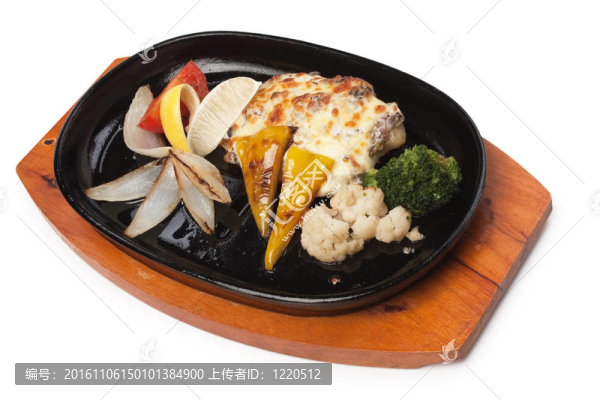在糕點(diǎn)中烤的炒肉菜