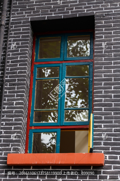 老建筑窗戶