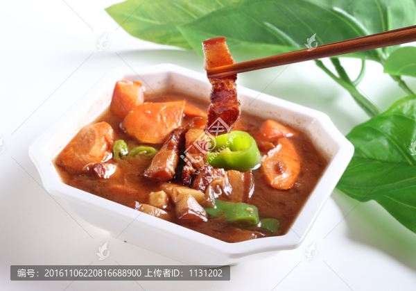 胡蘿卜紅燒肉