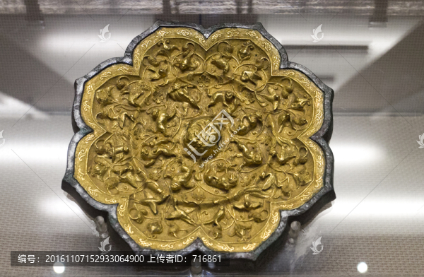金背鏡