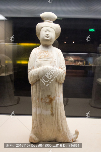 彩繪仕女俑