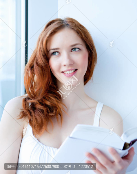 一個年輕漂亮女人的肖像