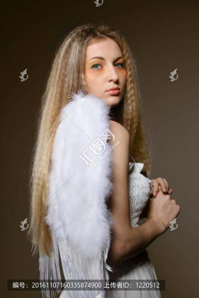 金發(fā)女孩的肖像