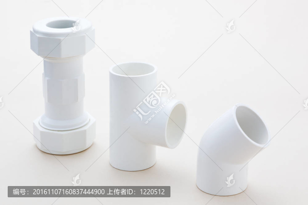 工作室中的聚氯乙烯連接組