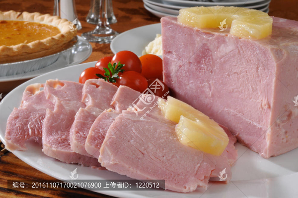 節(jié)日晚餐火腿
