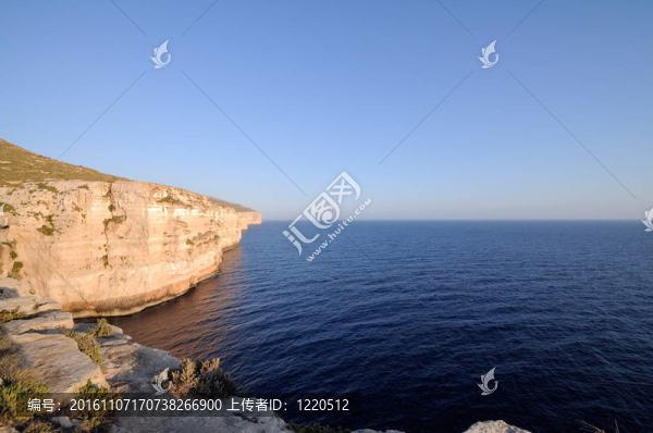 對弗爾弗拉島mtahleb懸崖