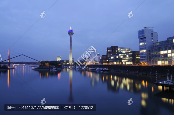 Duesseldorf天際線；德國
