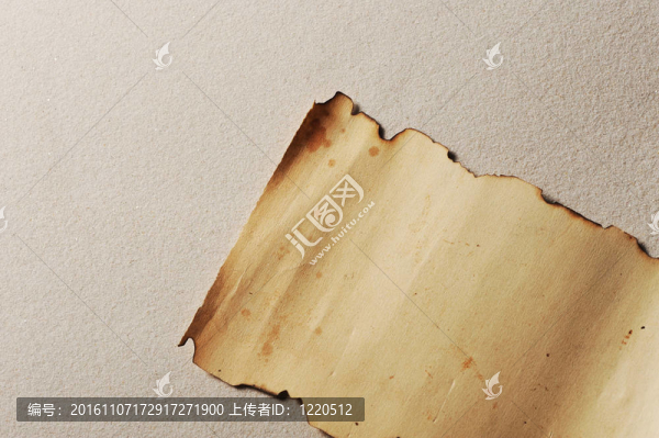 海灘上的舊紙；復(fù)制空間