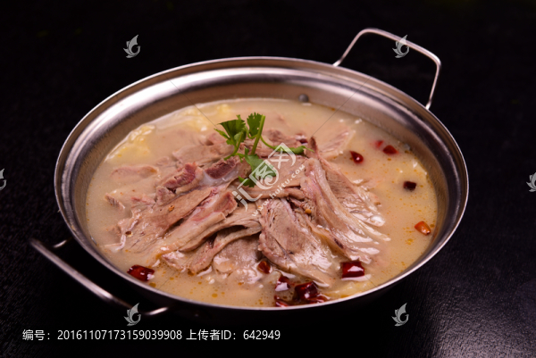 鍋?zhàn)醒蛉? title=