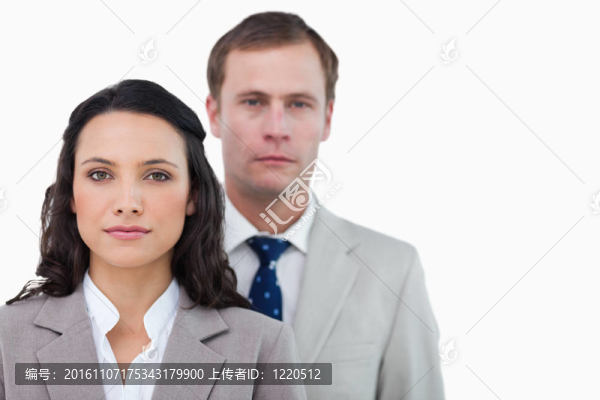 辦公室員工站在一起