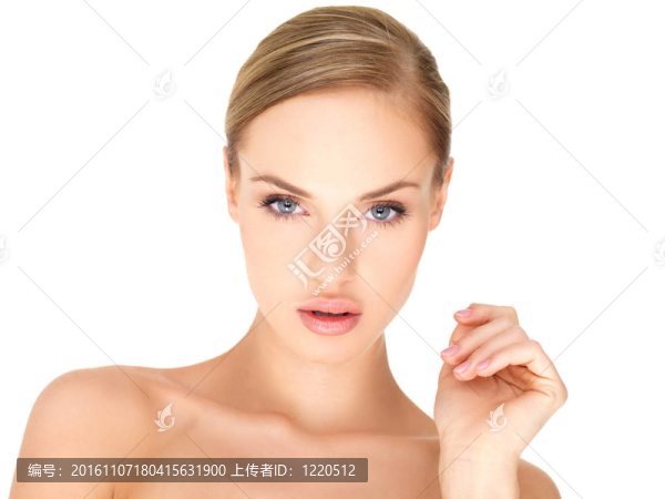 美麗的女人在白色的孤立