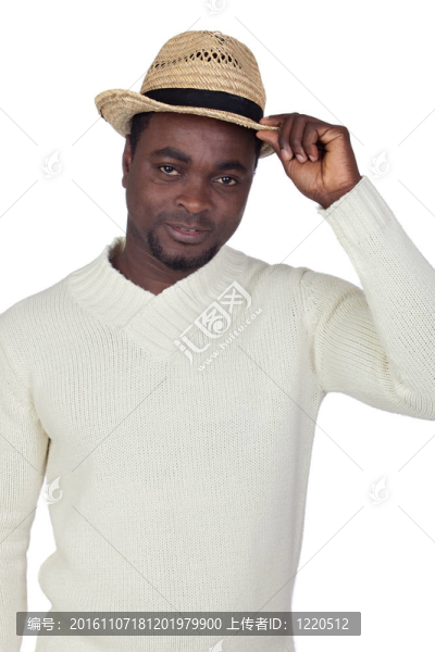 有吸引力的非洲男人戴著一頂帽子