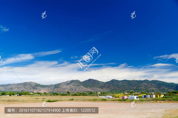 海灘和山脈