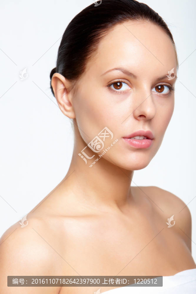 漂亮的女