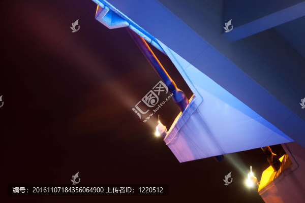 現(xiàn)代建筑的一塊