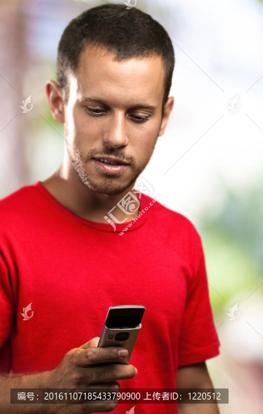 年輕人