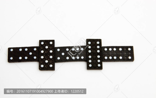 多米諾