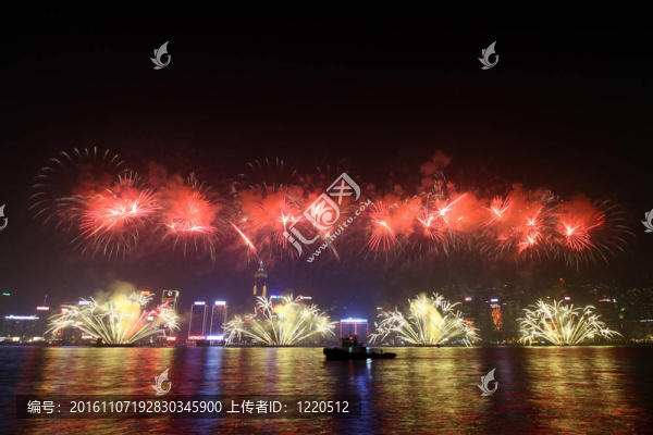 香港的煙花在農(nóng)歷新年2011