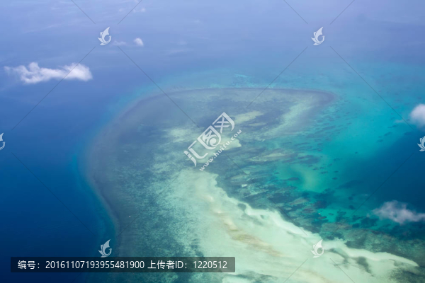 從菲律賓平面窗口看