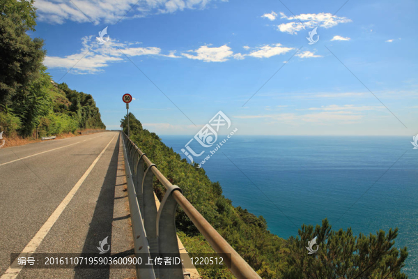 地中海山區(qū)公路。