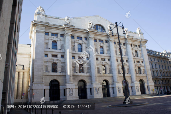 Palazzo,della,Borsa。戲劇性的天空交換建筑；米蘭