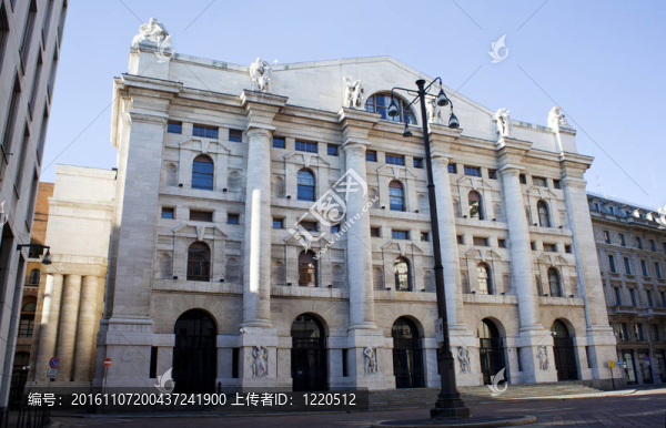 Palazzo,della,Borsa。戲劇性的天空交換建筑；米蘭