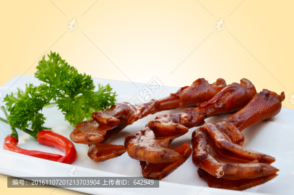 鹵味鴨爪