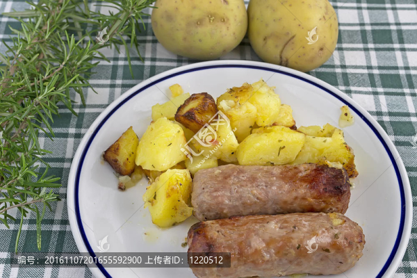 土豆和香腸