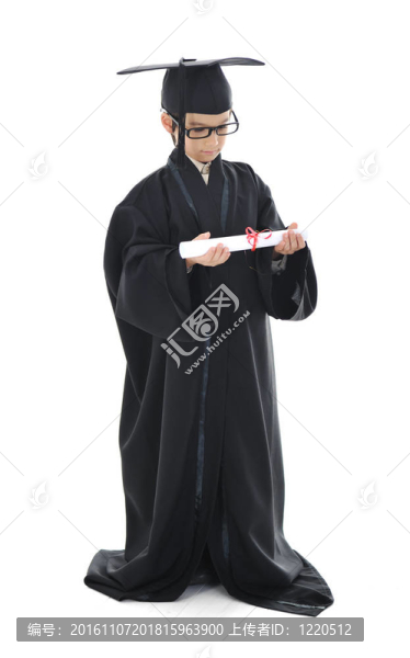畢業(yè)文憑小學(xué)生；成功小學(xué)