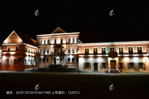 特羅伊茨克郊區(qū)夜間；明斯克