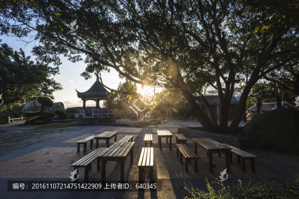 風(fēng)動石景區(qū)