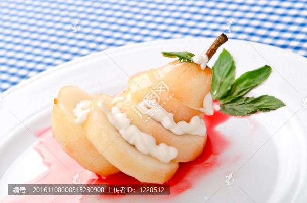 食品概念-葡萄酒中的梨