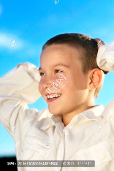 快樂的男孩