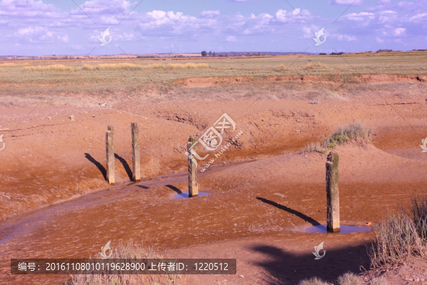 在對法國蛋白石海岸低潮的海景，沙灘
