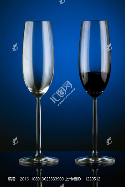 工作室的葡萄酒杯