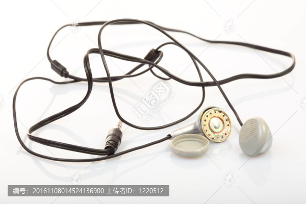 耳機(jī)；打破