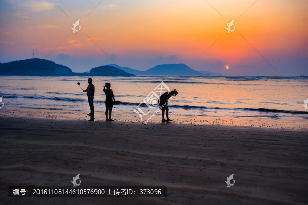 海上日出