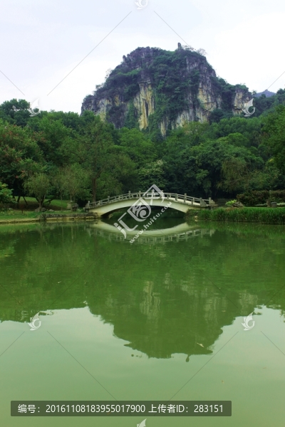 湖水