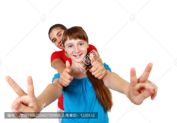 兩個(gè)十幾歲的女孩在一起