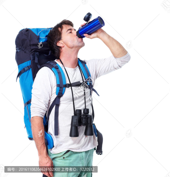 旅游。年輕人徒步旅行。