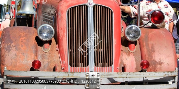舊消防車格柵