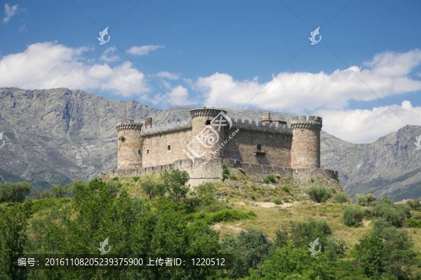 Mombeltran,castle和山