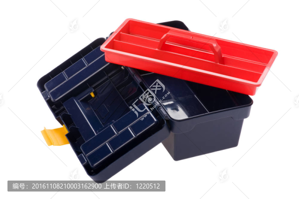 白色背景上的塑料工具盒