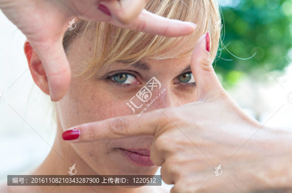 年輕女人是重點(diǎn)