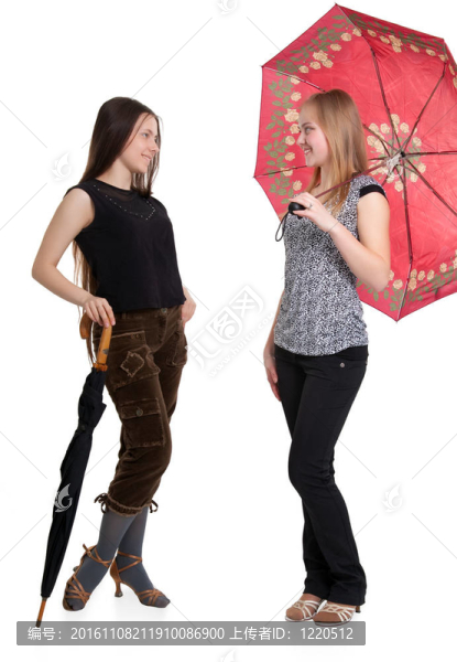 兩個(gè)帶雨傘的女孩