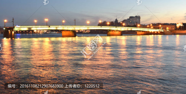 圣彼得堡之夜