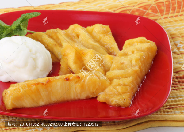 烤菠蘿甜點(diǎn)