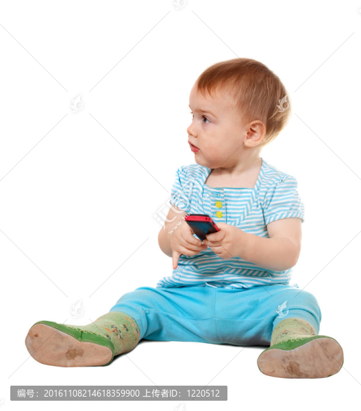 幼兒使用手機(jī)